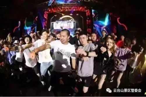 原创歌手怎么签约公司 76c904475b4b42cb9881605a39e67f49.jpeg