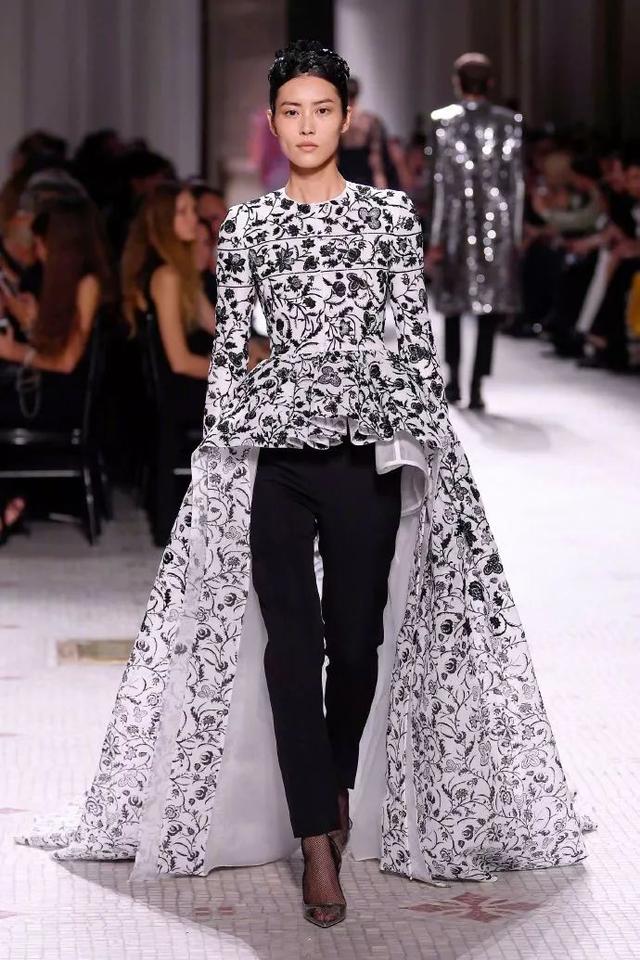 78b8e994ec094425b8b001b4bf7e030d.jpeg