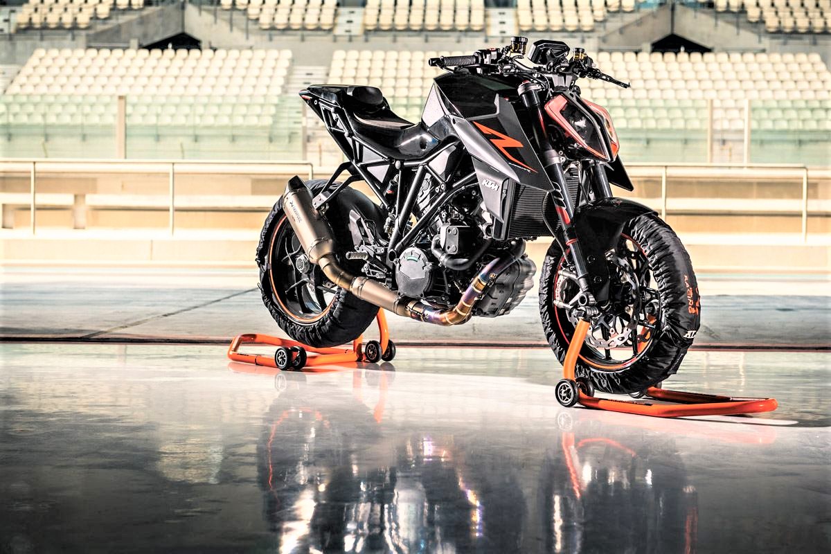 不败超级公爵 ktm 1290 super duke r