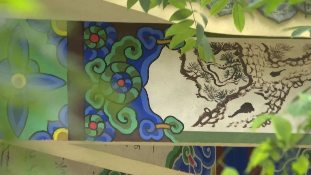 一个山一棵树一个女孩猜成语_一棵树图片