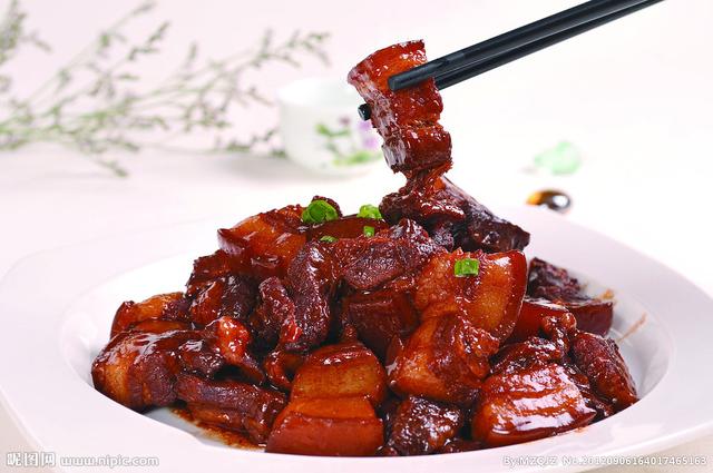 红烧肉怎么做才肥而不腻入口即化 293ed4efb73144de8beab8a76db65c36.jpeg