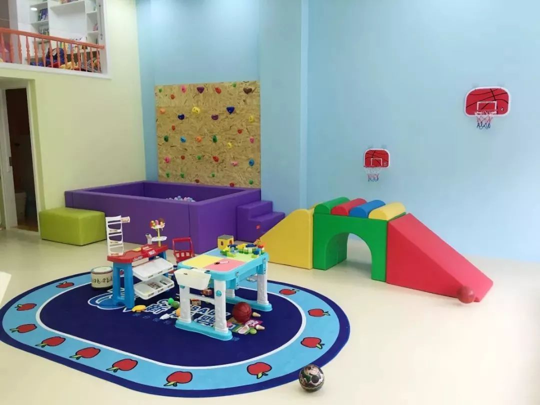 八个月宝宝早教培训机构 29c1a6934f8a4d32b137d97a59faa15e.jpeg