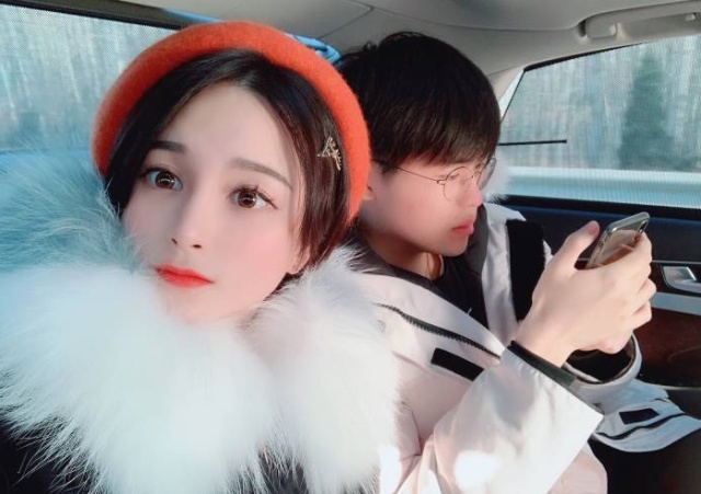 连麦女主播跳舞 2abb29659b314c14bdd9db88243cec90.jpeg