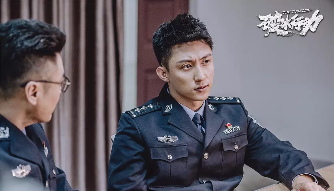 因为我是警察！