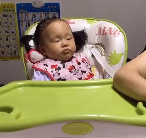                      5岁娃吃撑睡着，被紧急送医，医生奉劝：这3种“饭”别给宝宝吃