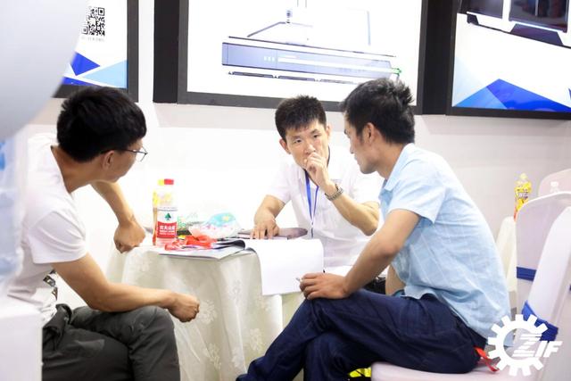 2019郑州工博采购篇|设备都采购了哪些产品观众?柱塞套图片