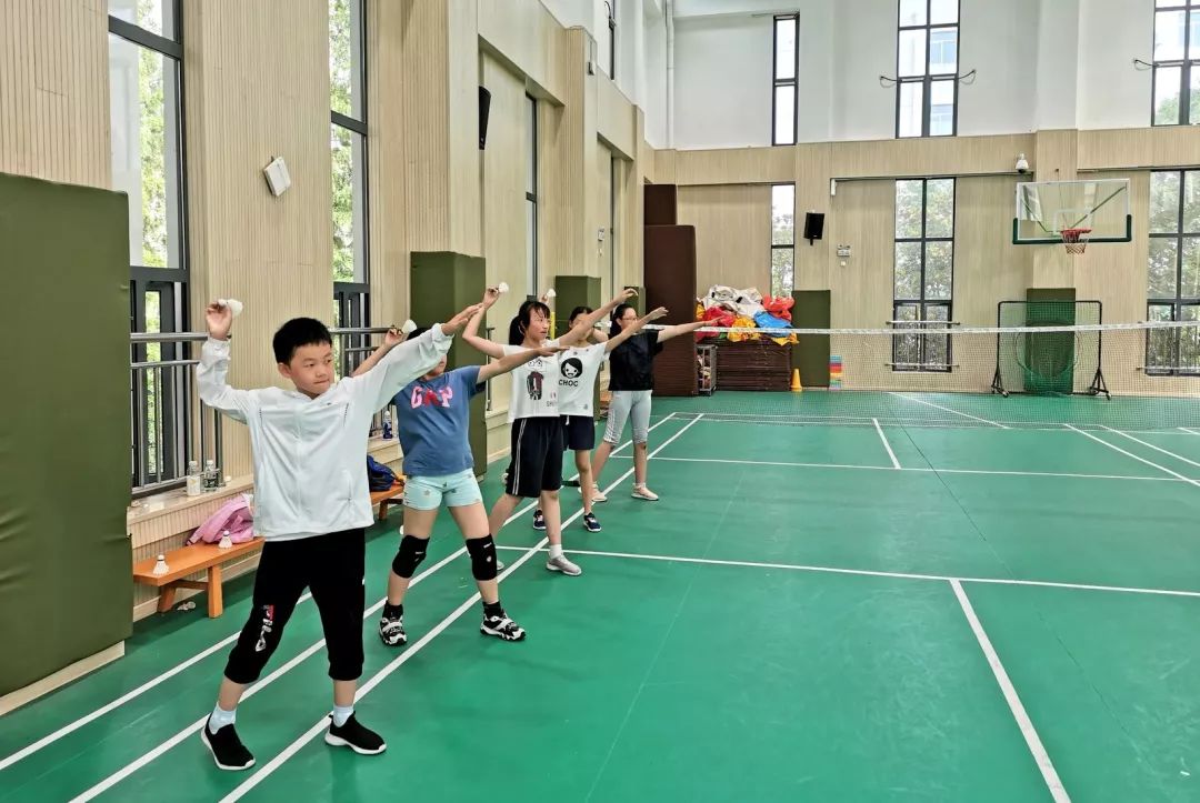 公益夏令营第一期上海市青少年体育夏令营结营啦