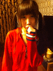 爆笑gif图:相亲的妹子瞬间变脸,吓得我差点蹦起来