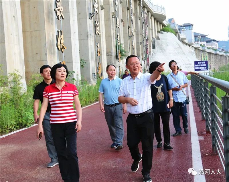 工作交流重庆市秀山自治县人大常委会主任吕英带队来沿考察全域旅游及