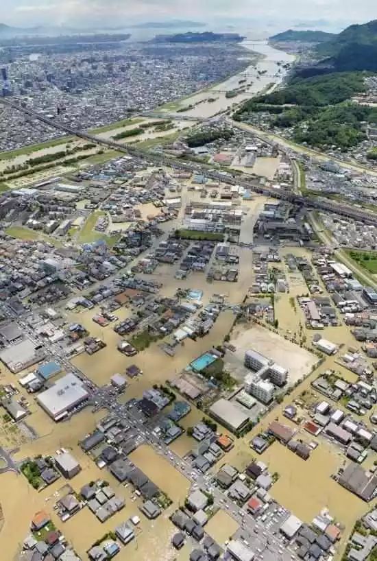 藏龙岛人口_江夏藏龙岛人口密度不够一万不修地铁,那光谷东呢 官方回应(3)