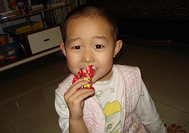                     摧毁脾胃的“第一杀手”，却是家长的3大习惯，孩子积食还易生病