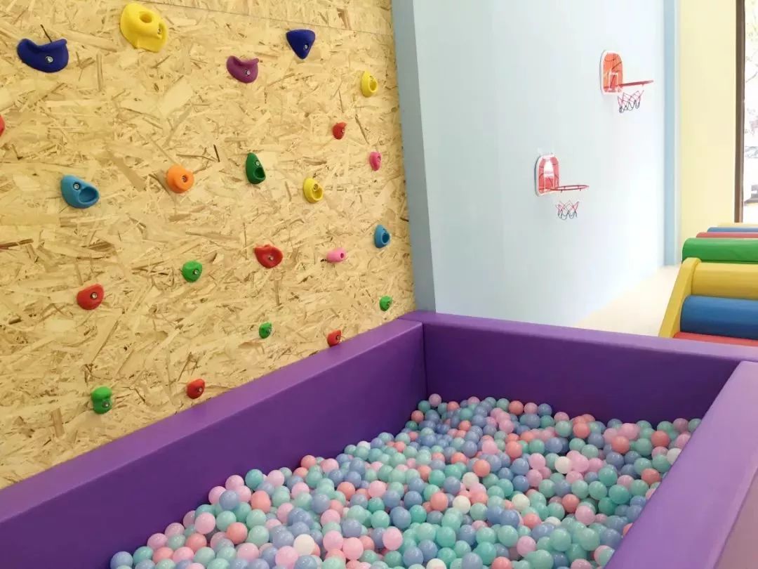 八个月宝宝早教互动 db014ebef3604b28bcb86893a5d94f18.jpeg