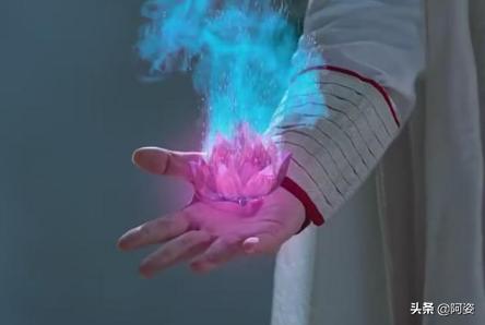 天后的琉璃净火，润玉都能撑住，为何身为花神的梓芬却如此脆弱？