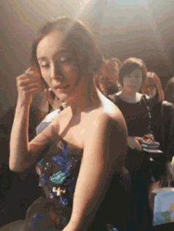                     怎么样孩子的身高、体型跑赢基因，气质up几个度？2招就够了