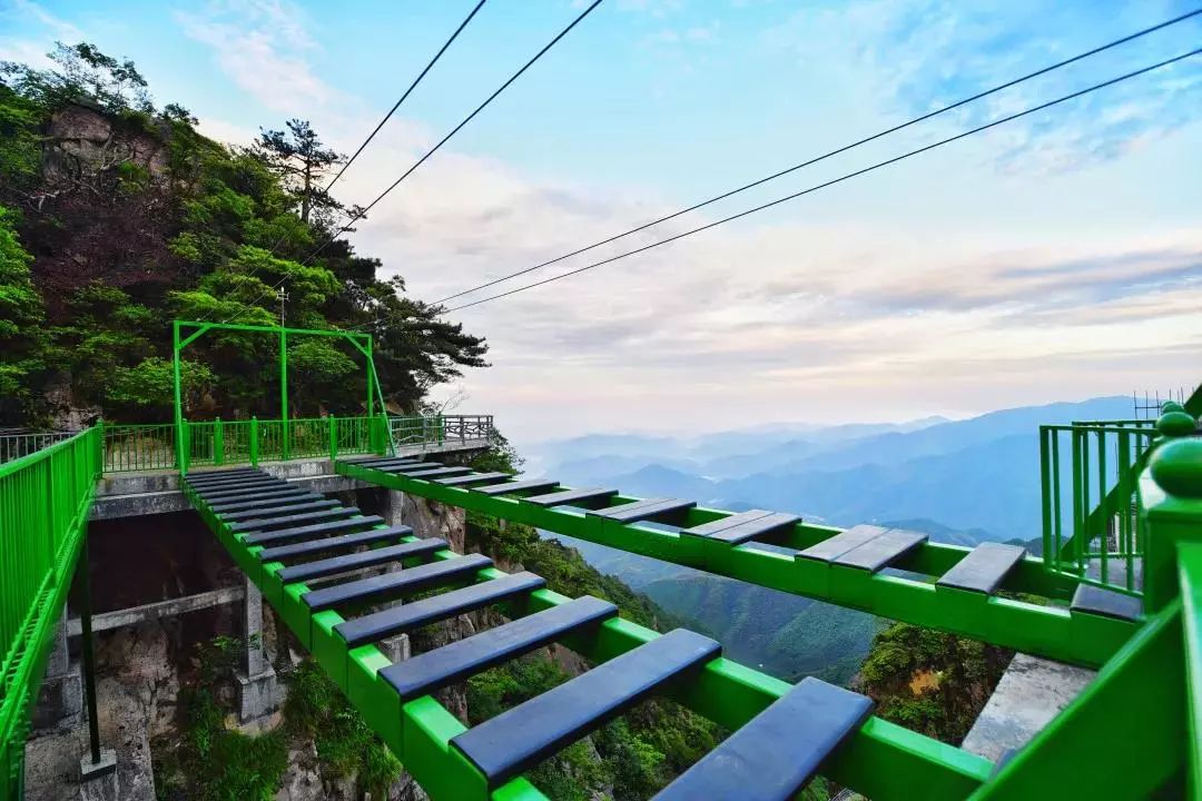 7月14日,安吉【浙江云上草原高山旅游度假区】网红体验一日游