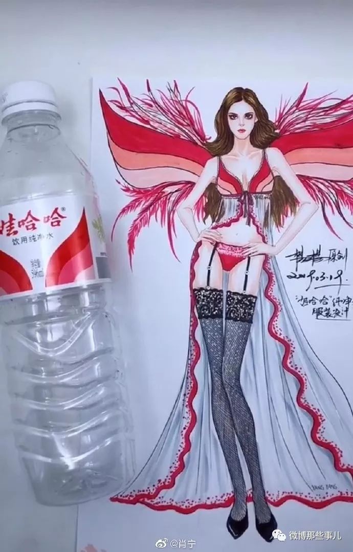 25岁的张依凡(@张依凡子)来自哈尔滨,曾在杭州做过5年服装设计师.