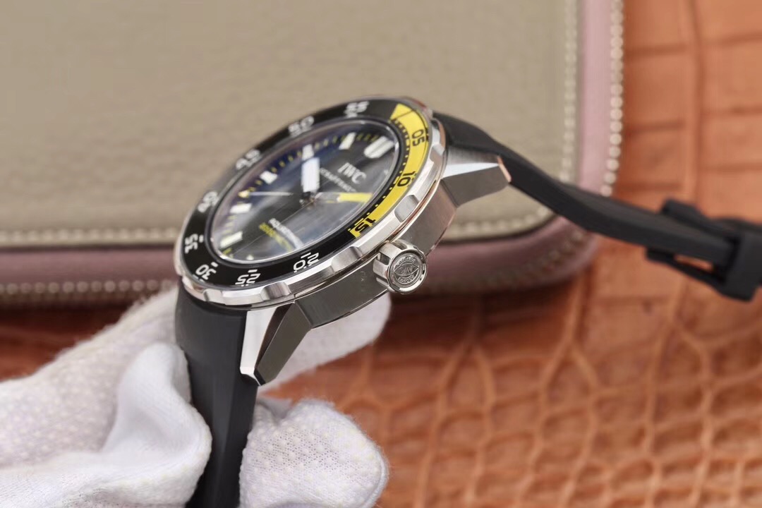 Siri˵��:IWS�����̱���������ʱIW356802�ķ�֮һ��