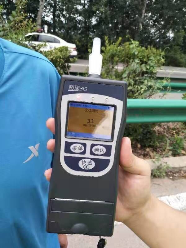 交警提示:隔夜酒驾不容忽视 千亿国际娱乐官网