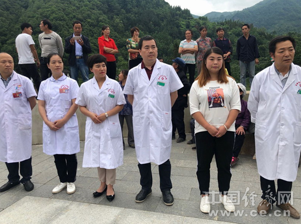 陕西镇巴:健康扶贫成脱贫攻坚的“开山之斧” 澳门新濠天地娱乐官网