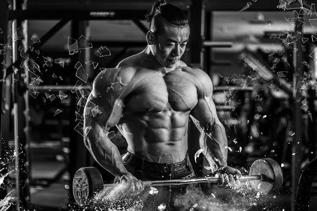 程亦山三征奥赛终夺冠,刷爆健美圈!有梦想谁都了不起!