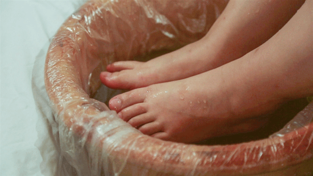 210230f0da144ed6a4c4d25899eed325.gif