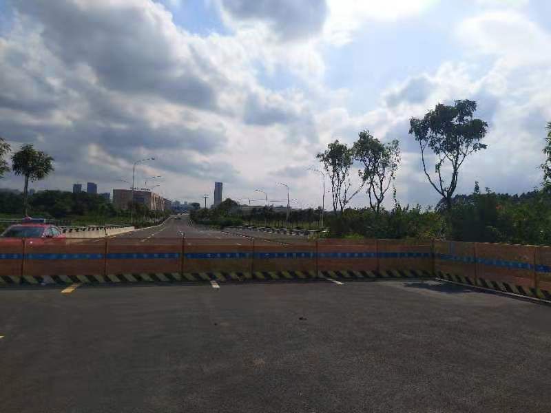 南宁市民质疑:长虹路东段延长线为何迟迟不交付?建设方回应