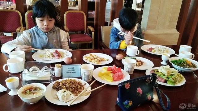                     儿科主任：“坑娃”晚餐早就列入“黑名单”，家长不知道总给娃吃