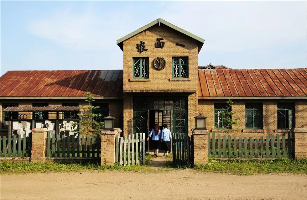 带岭镇人口_带岭刘长礼(2)