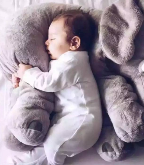                     原创            孩子每天睡多久是健康的？睡得少，不仅个子长不高，还会性早熟