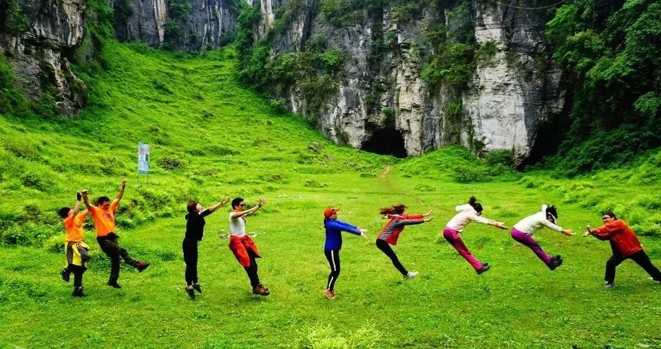「22℃的夏天 」恩施大峡谷-鹿院坪-女儿城-躲避峡中国的仙本那(8月12-17号) OG视讯平台app