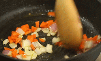 815e0617200f4715bf7b1023e247c90a.gif