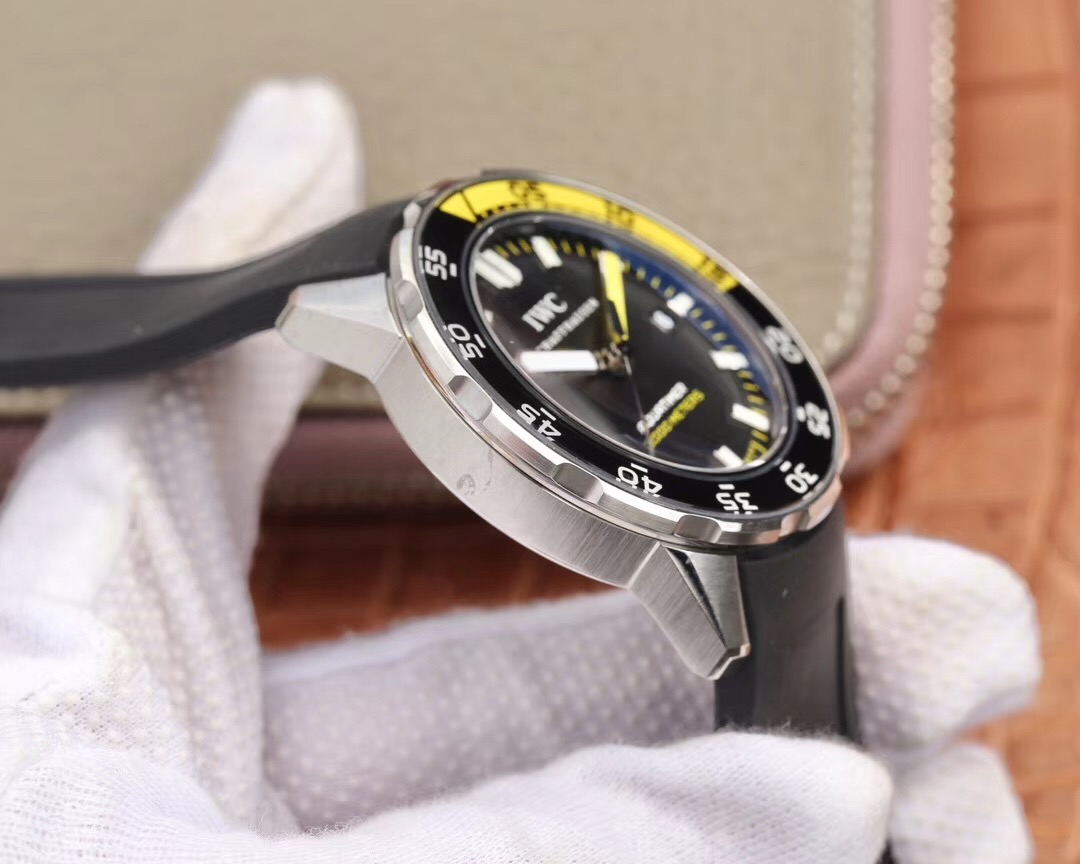 Siri˵��:IWS�����̱���������ʱIW356802�ķ�֮һ��