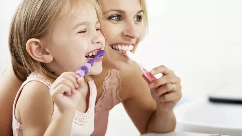                     原创            儿童乳牙龋患率不断飙升：保护孩子的牙齿健康，需要做到这3点