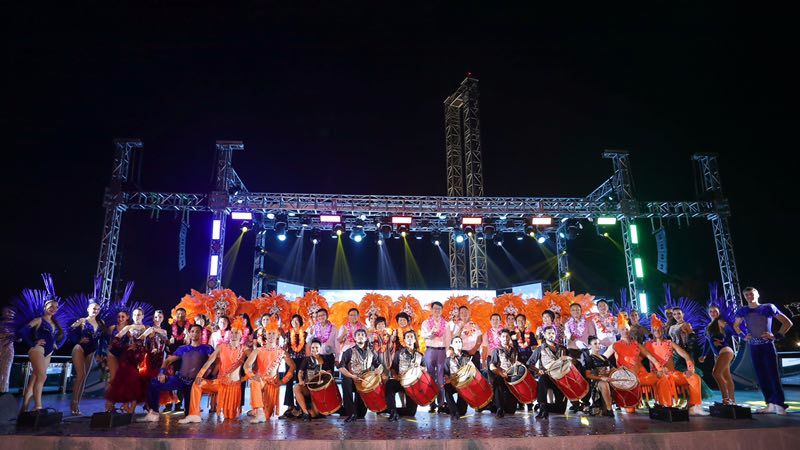 2019佘山盛夏狂欢季暨上海欢乐谷狂欢节盛大启幕