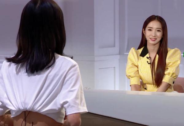 杨超越经纪人参加选秀,孟美岐说了7个字,龙丹妮表情亮了!