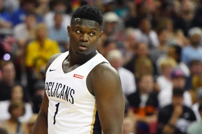 zion williamson 因伤缺席夏季联赛剩余比赛zion 于比赛中伤到左膝,且