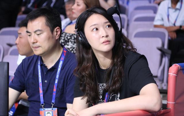中国女排,她真是厉害了,吉马良斯竟邀请她加入