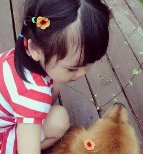                     原创            睫毛杀伤力如此大，竟害7岁女童左眼差点失明，家长注意了