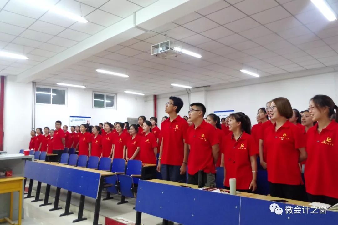 dcc9ca0cc4fb4b14b8922aa549bdd2fd.jpeg