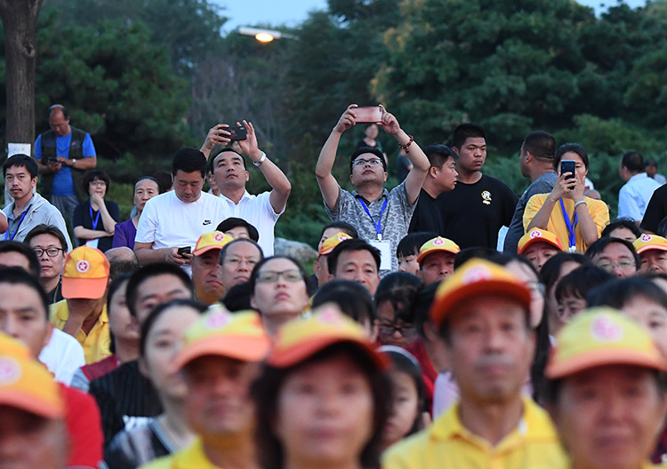 卢沟桥畔 首都各界群众纪念全民族抗战爆发82周年