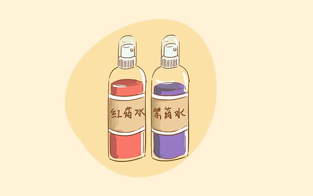                     原创            宝宝意外被开水烫伤，妈妈这样处理，连医生都点头称赞