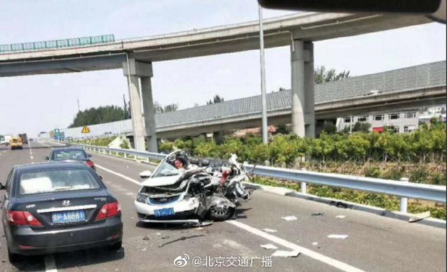 原创4人死亡1人受伤北京东六环一起普通交通事故为何死伤惨重