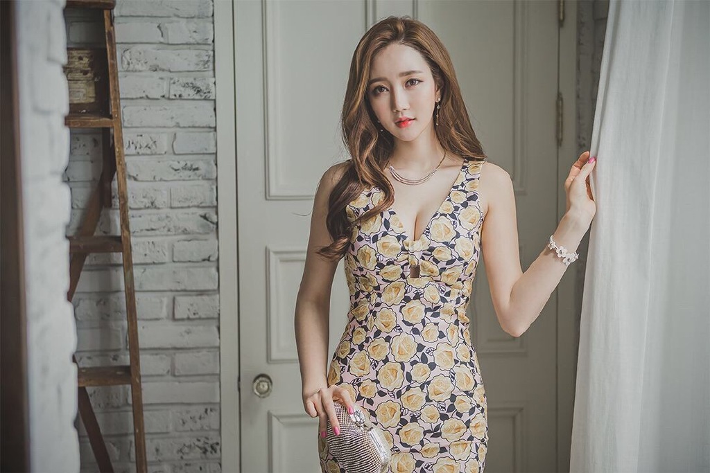 好身材韩国美女模特李静妍