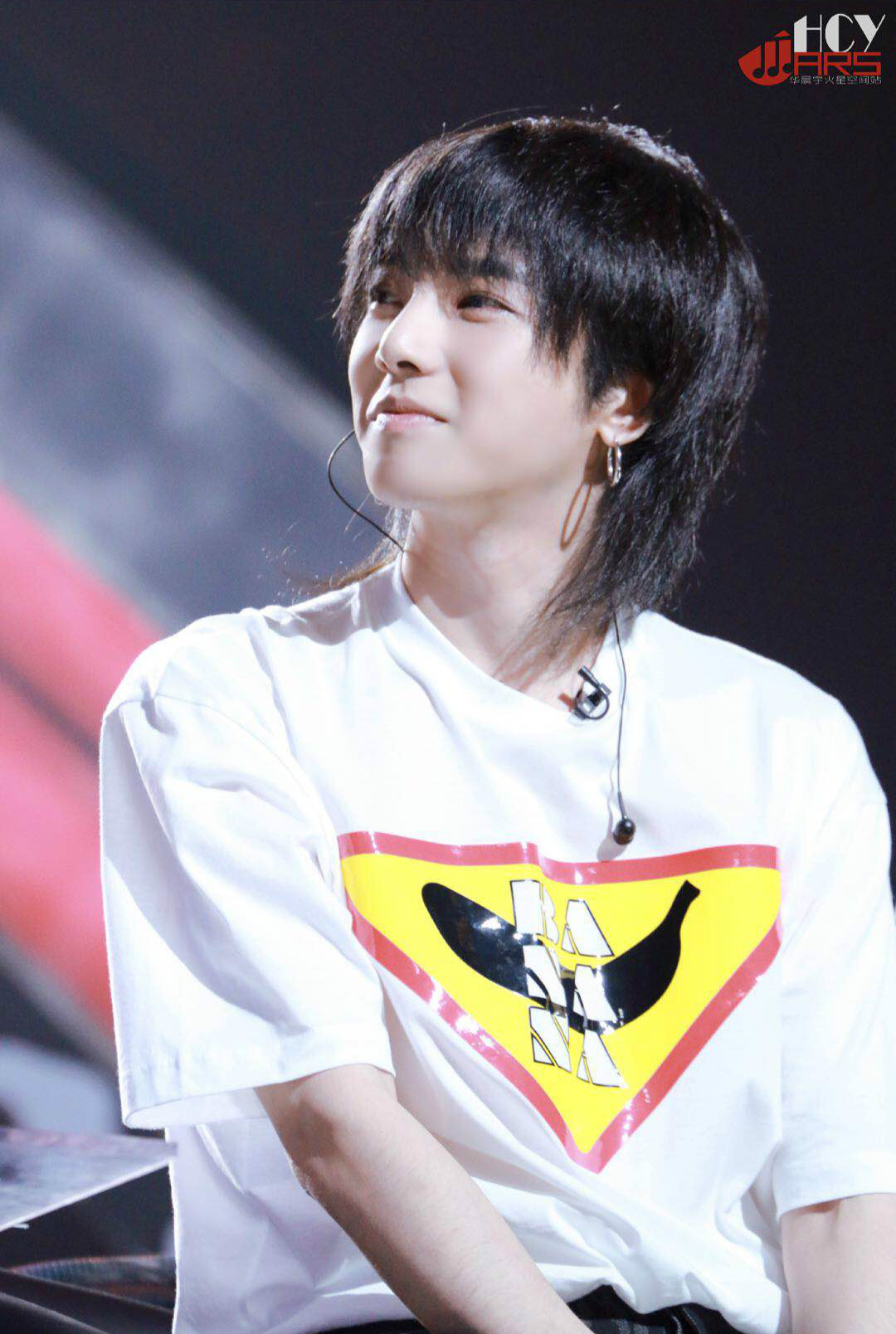 易烊千玺、王俊凯解锁新发型“鲻鱼头”队再得分