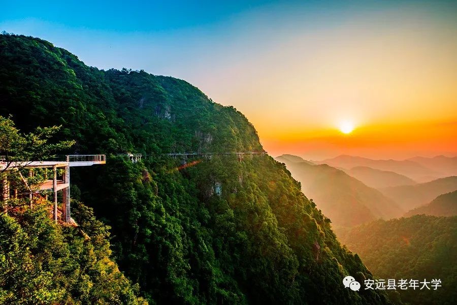 安远三百山人口有多少_安远三百山旅游景点(2)