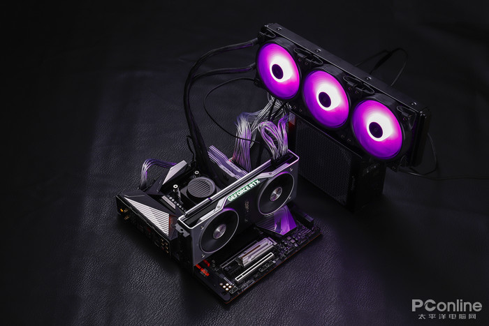 AMD 3700X����:�Լ۱ȳ�Ⱥ,�ϳ�9900K������