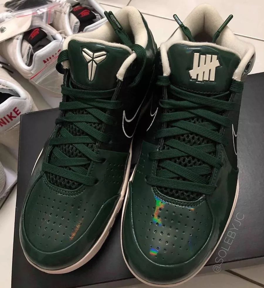 undefeated x nike kobe 4 protro 以墨绿色漆皮登场据悉,这双air