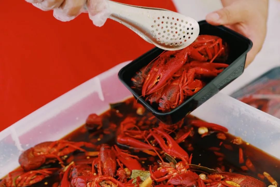 上周末,杭州9家馆子嗨爆城西银泰!老板怒亏10