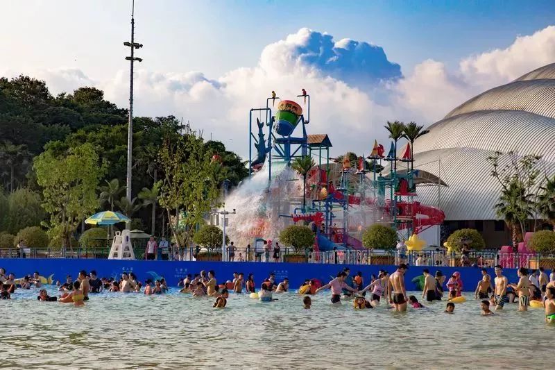 的海洋精灵儿童戏水池,尽享童年趣事美女联袂演艺维多尼亚风情俄罗斯