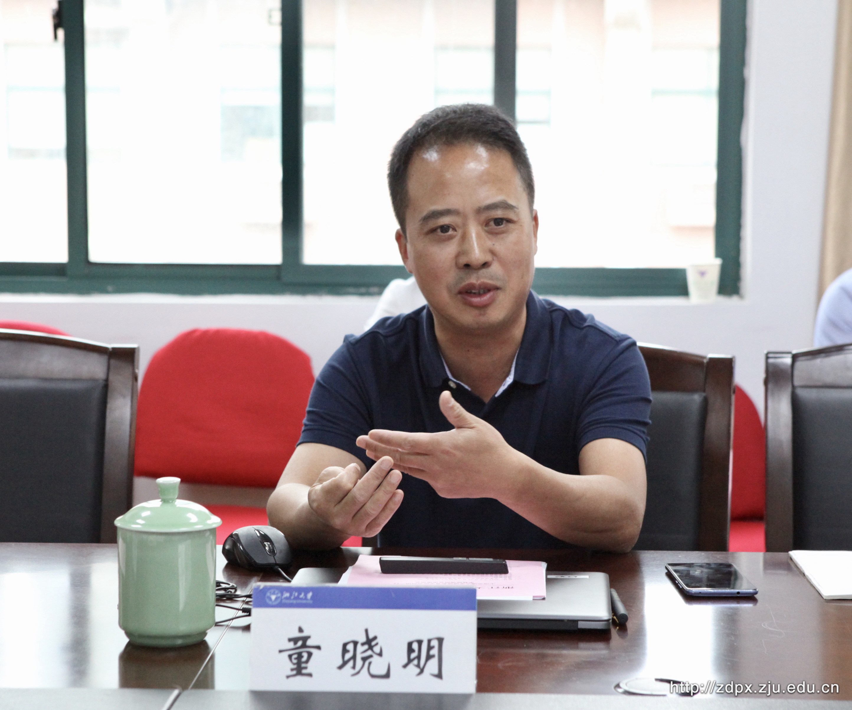 童晓明表示,上海是国际金融中心,中共一大会址所在地,两校两院在办学